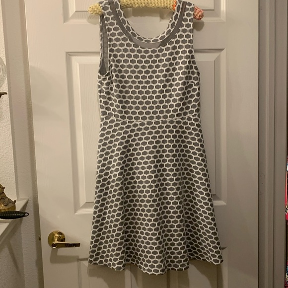 Pixley Dresses & Skirts - PIXLEY GRAY/WHITE KNIT DRESS SZ L SHEER INSET-BACK NECK V +ZIPPER BUST DARTS